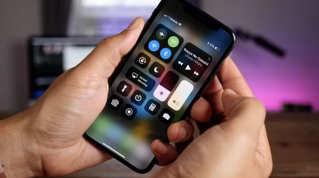 江西苹果手机维修分享iPhone 12信号差怎么办 