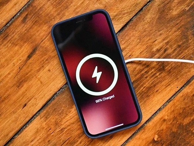 江西苹果手机维修分享iPhone 12可以随便充电吗 
